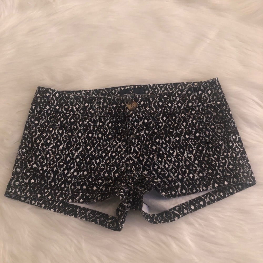 American Eagle Outfitters shortie stretch shorts